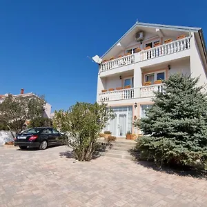 https://apartment-andreas-zadar.hotelinzadar.com