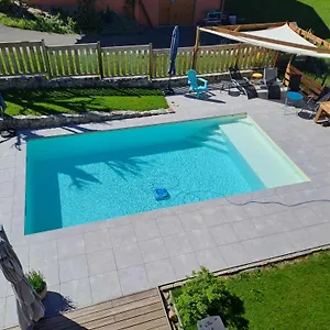 https://maison-dhtes-des-bassins-doche.hotels-rhonealpes.com